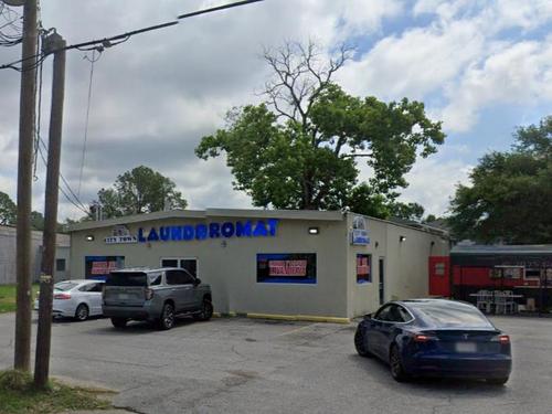 1634 N Sherwood Forest Dr, Baton Rouge, LA 70815