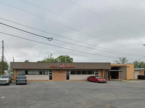 222 Eraste Landry Rd, Lafayette, LA 70506