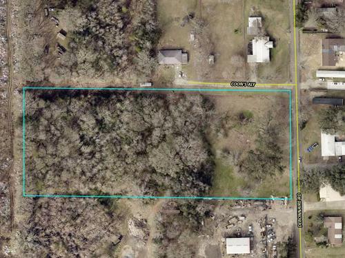 301 Debonnaire Rd, Scott, LA 70583