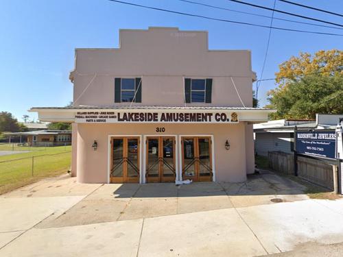 310 Covington St, Madisonville, LA 70447