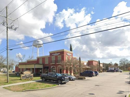 327 Iberia St, Youngsville, LA 70592