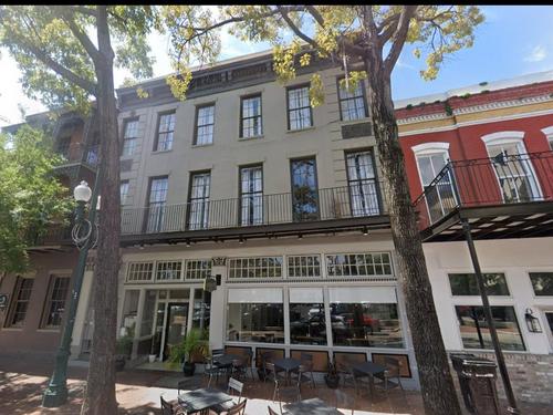 711 St Charles Ave, New Orleans, LA 70130