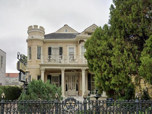 915 Royal St, New Orleans, LA 70116