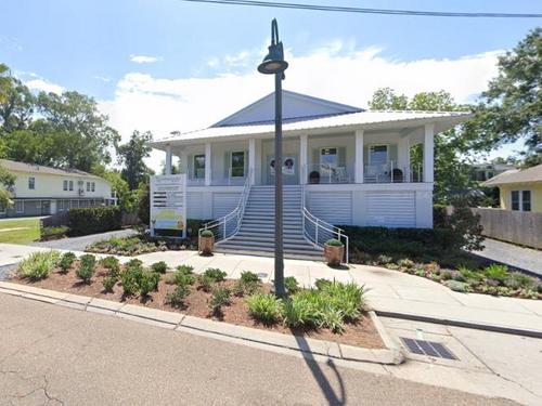 123, 131 Girod Street, Mandeville, LA 70448