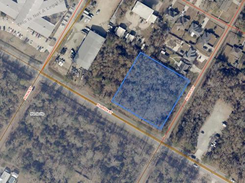 1375 Florida St, Mandeville, LA 70448