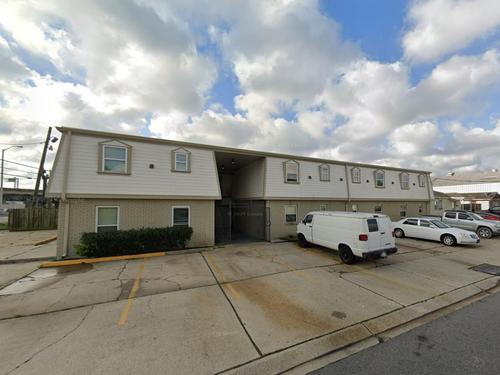 1401 Whitney Ave, Gretna, LA 70053