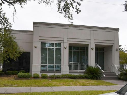 2401 Canal St, New Orleans, LA 70119