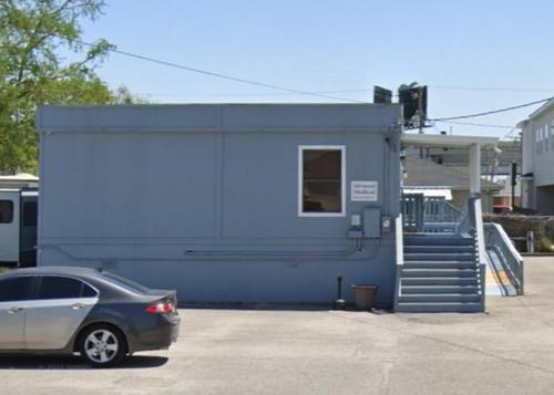2701 N Hullen St, Metairie, LA 70002