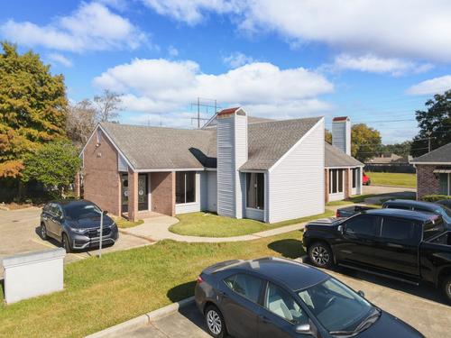 11919 Bricksome Ave (Units E6, E8), Baton Rouge, LA 70816