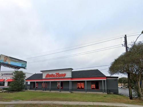 4630 Veterans Blvd, Metairie, LA 70006