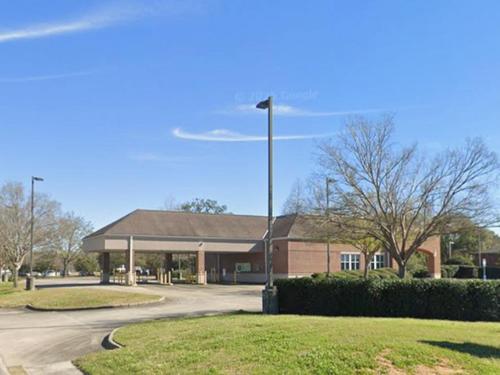 18224 Highland Rd, Baton Rouge, LA 70810