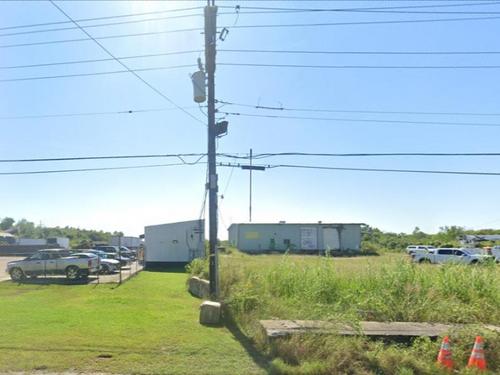 9300 Old Gentilly Rd, New Orleans, LA 70127