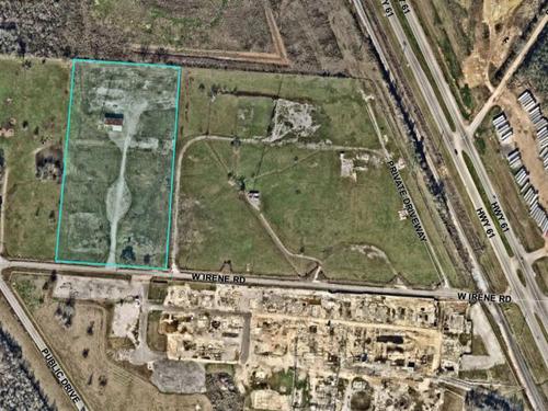 220 W Irene Rd, Zachary, LA 70791
