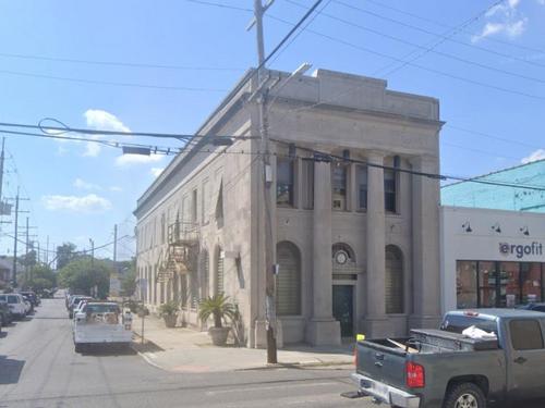 4300 Magazine St, New Orleans, LA 70115