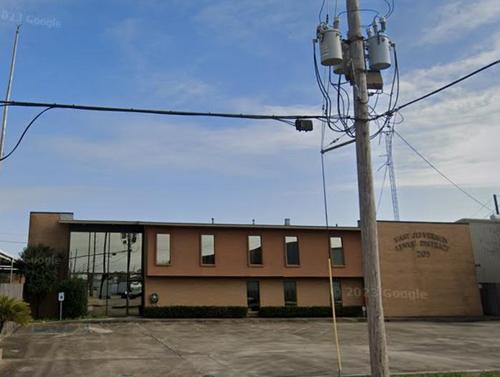 203 Plauche Ct, Elmwood, LA 70123