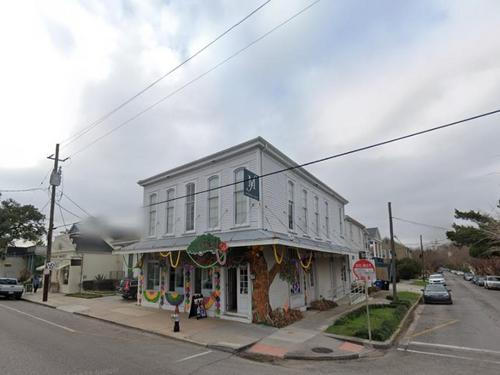 3801 Magazine St, New Orleans, LA 70115