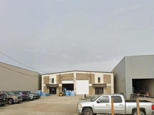 5625 Blessey St, Elmwood, LA 70123