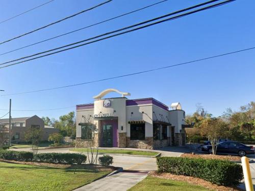 1740 Manhattan Blvd, Harvey, LA 70058