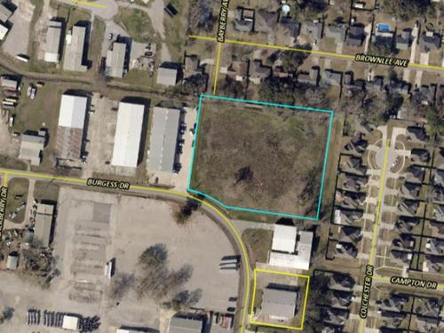 212 Burgess Dr, Broussard, LA 70518